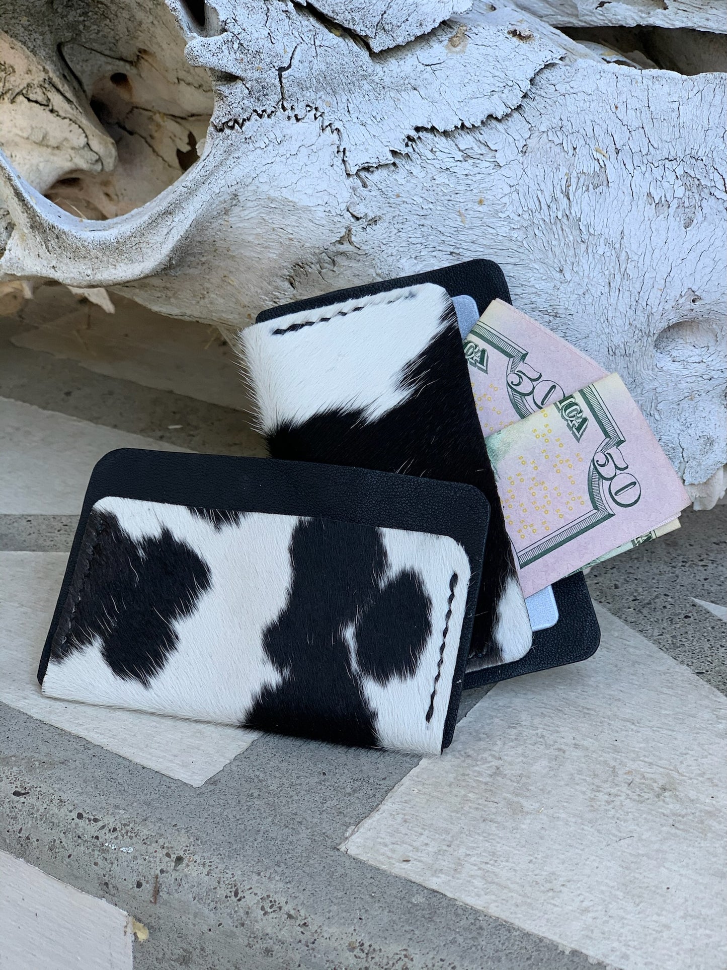 LILITH - ‎bovine-hide leather card holder